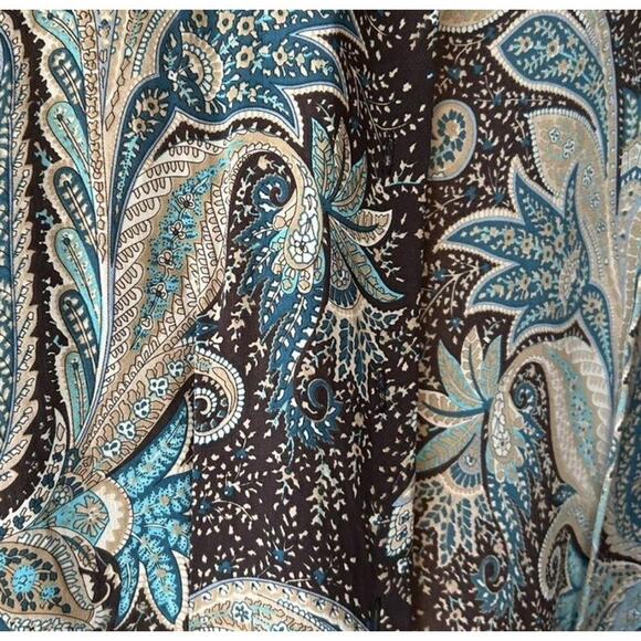 Petite Sophisticate Women’s 100% Silk Blue Brown Paisley Button Up Shirt Size 4 - Picture 3 of 7